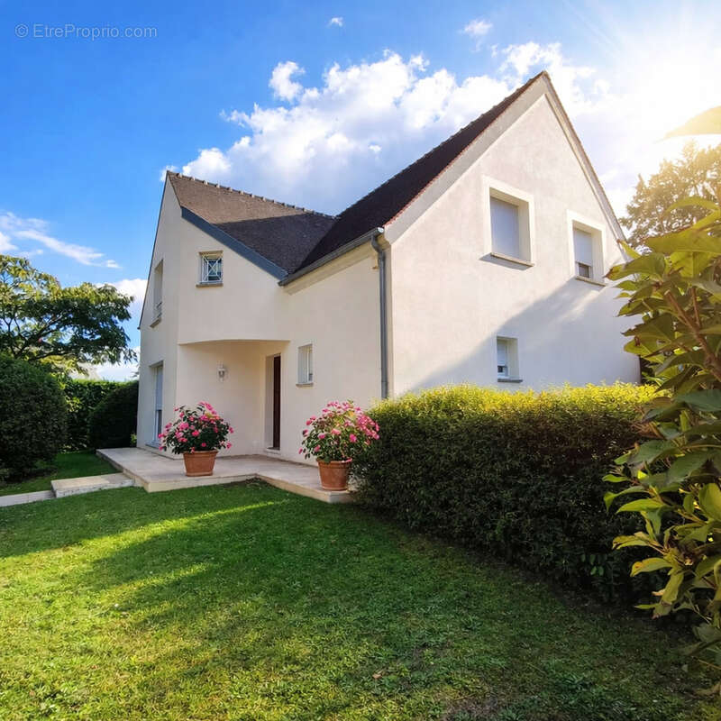 Maison à MONTLIGNON