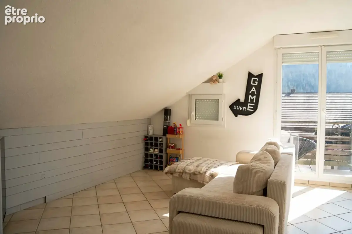 Appartement La Cluse Et Mijoux 2 pièce(s) 50.15 m2 - photo 3