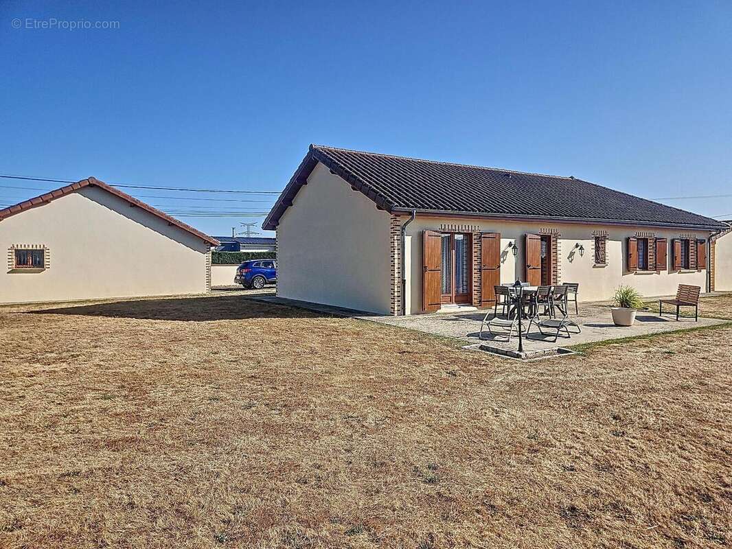   - Maison à SAINT-PONT