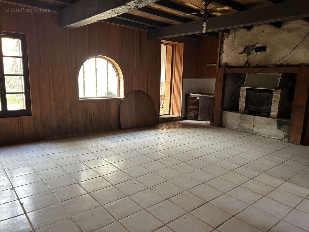 Maison à REAUP-LISSE