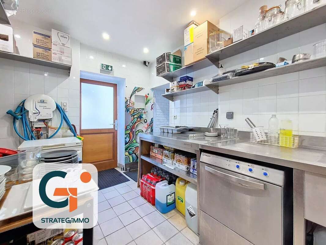 Commerce à LA BOUILLE