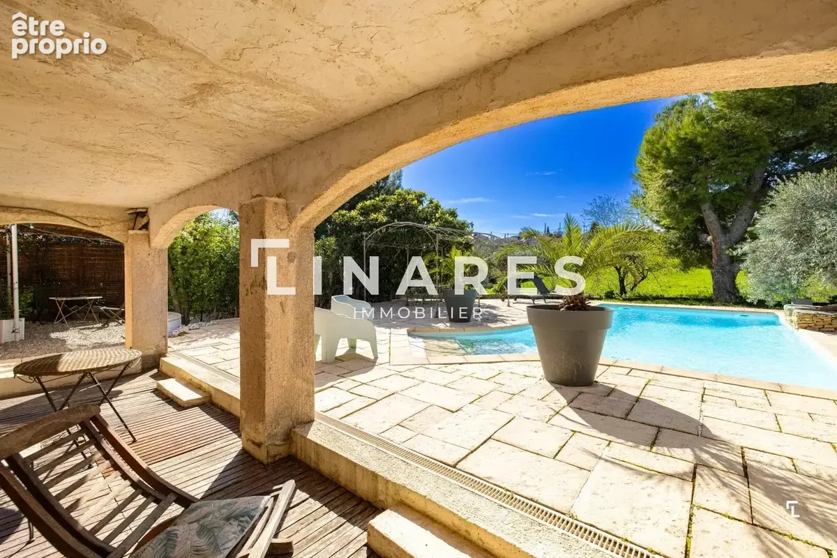 LA SELVAGGIA - Villa T7 de 190m2 - Parcelle 1137m2 - Piscine - 13190 ALLAUCH - photo 8