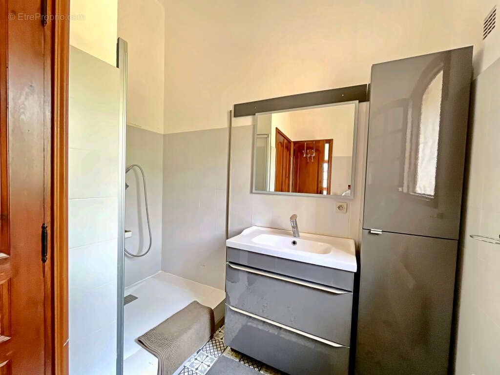 Maison à PUGET-SUR-ARGENS