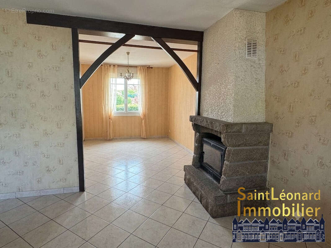 Maison 102 m² à Lecousse  - photo 6