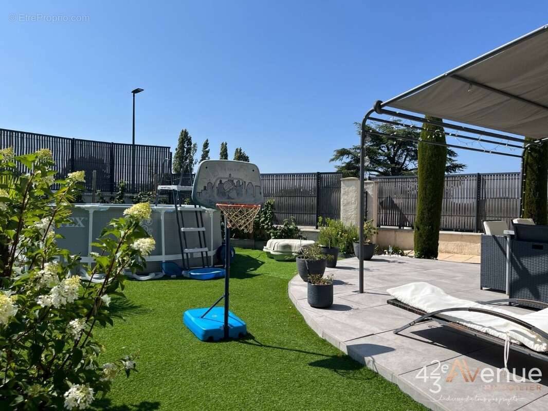 Maison 119 m² à Chevrieres  - photo 2