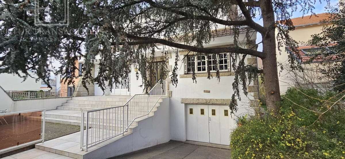 Maison à COLOMBES