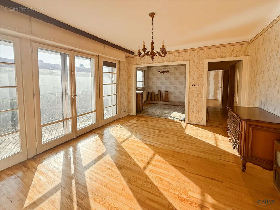 Maison à MONTIGNY-LES-METZ