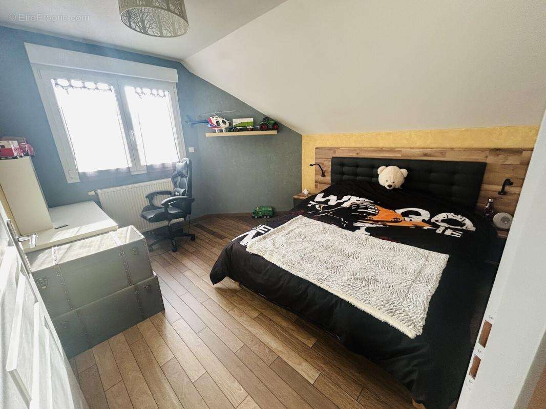 Mandeure magnifique maison f7 recente 150 m2 - photo 4