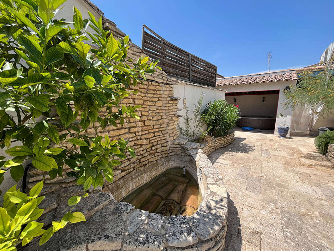 Maison Le Thor 5 pièce(s) 180 m2 - photo 6