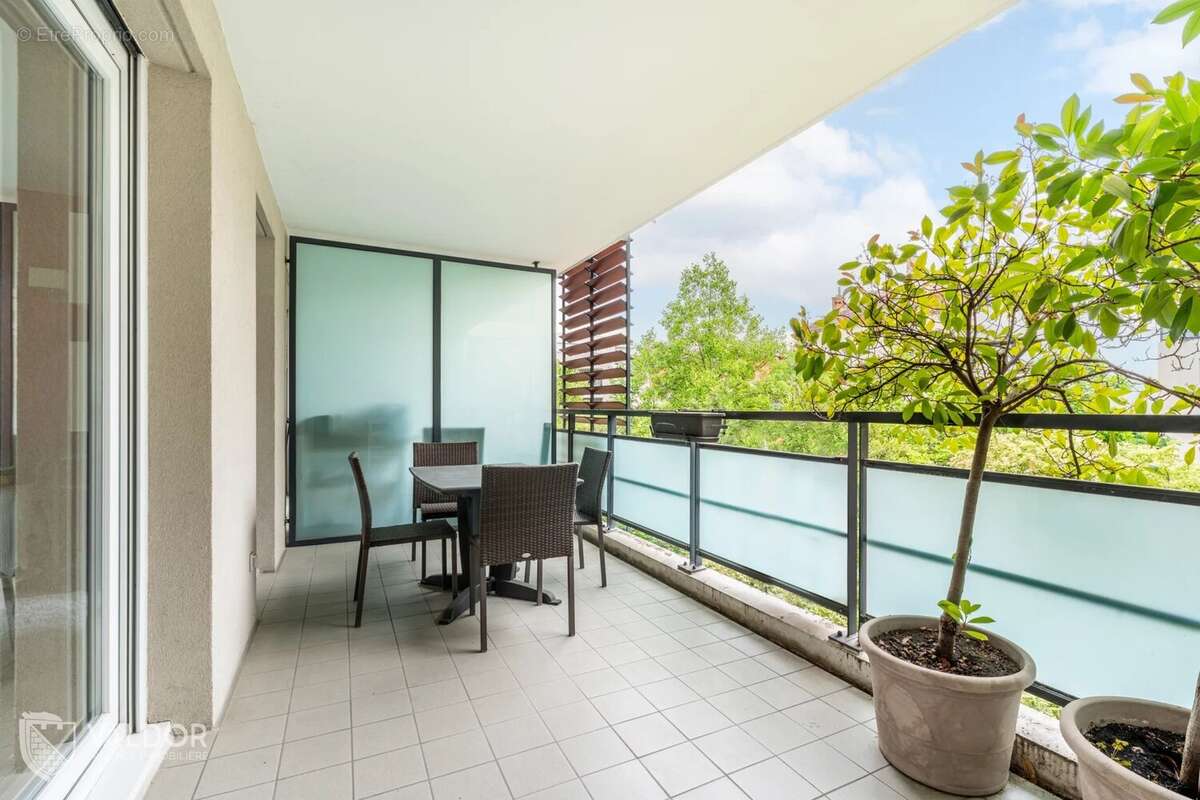 Appartement à LYON-9E