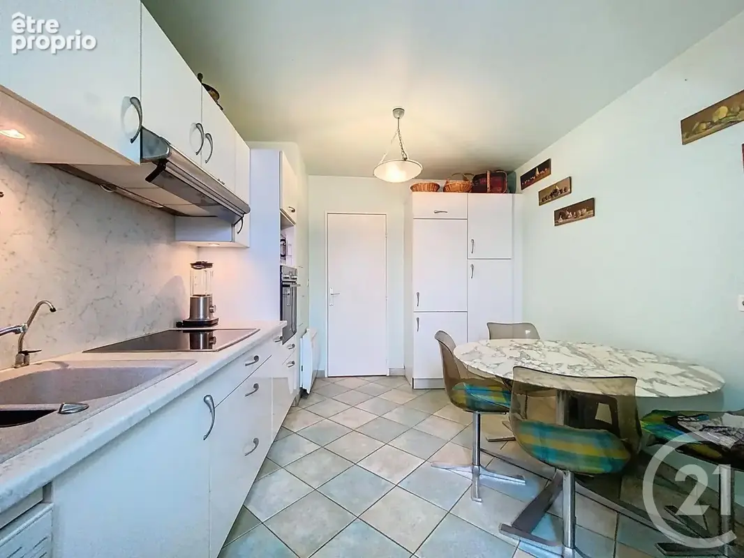 Appartement 6 pièces 142 m² à vendre à Chartres (28000) - photo 6