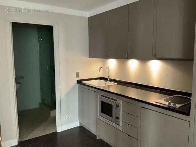 Appartement à PARIS-3E