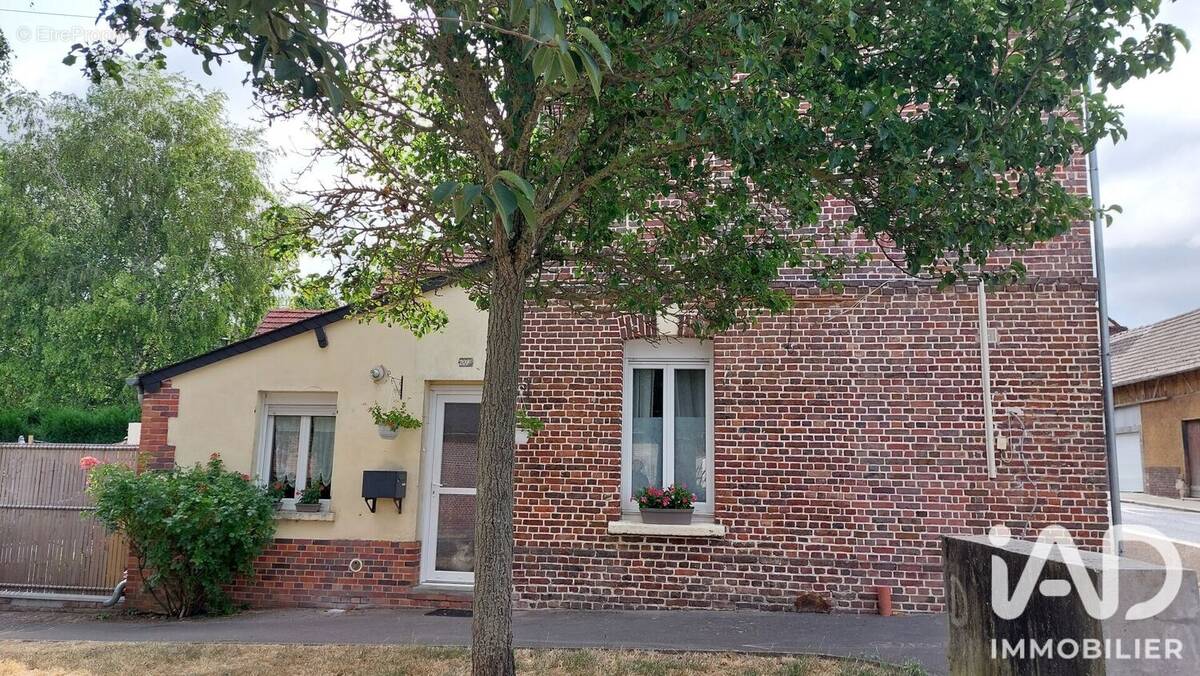 Photo 1 - Maison à BEAUVAIS