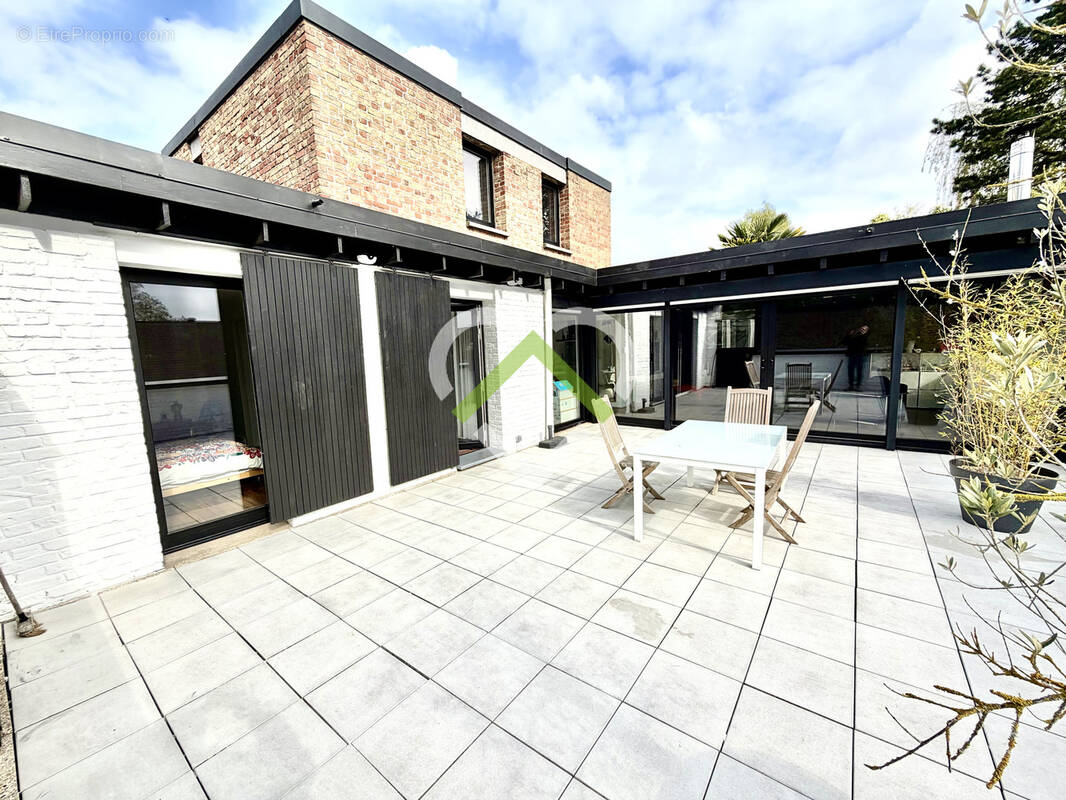 Maison à VILLENEUVE-D'ASCQ