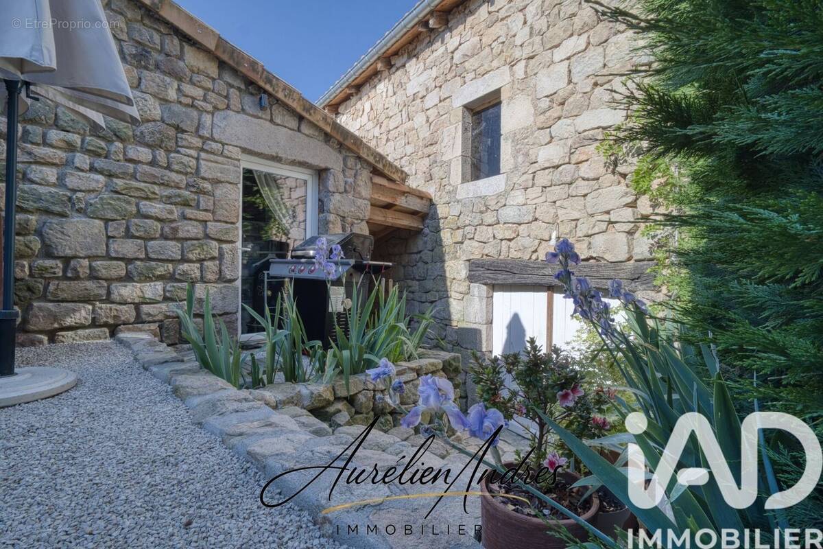 Photo 1 - Maison à NONIERES