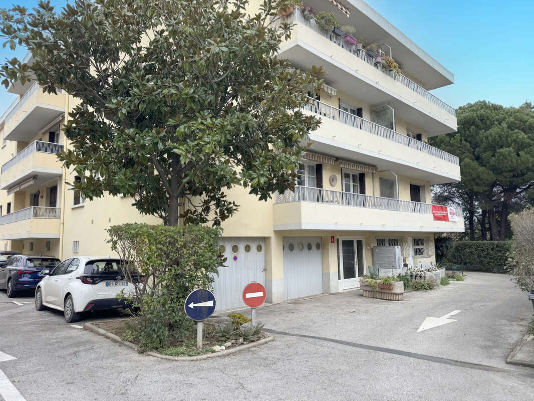 Appartement à LE PRADET