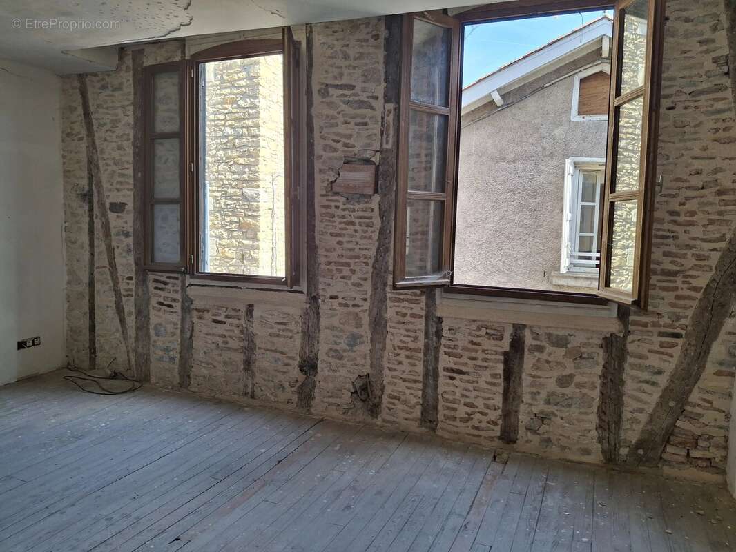 Maison à VILLEFRANCHE-DE-ROUERGUE