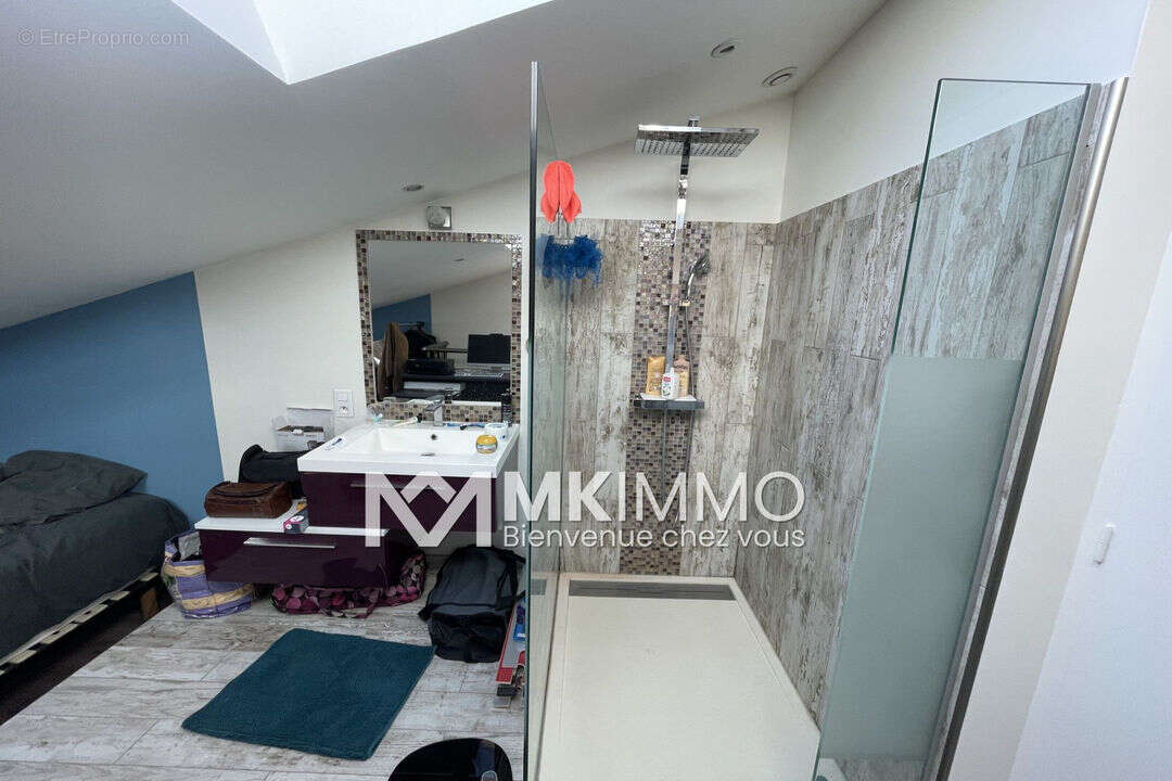 Appartement à VILLENEUVE-LOUBET