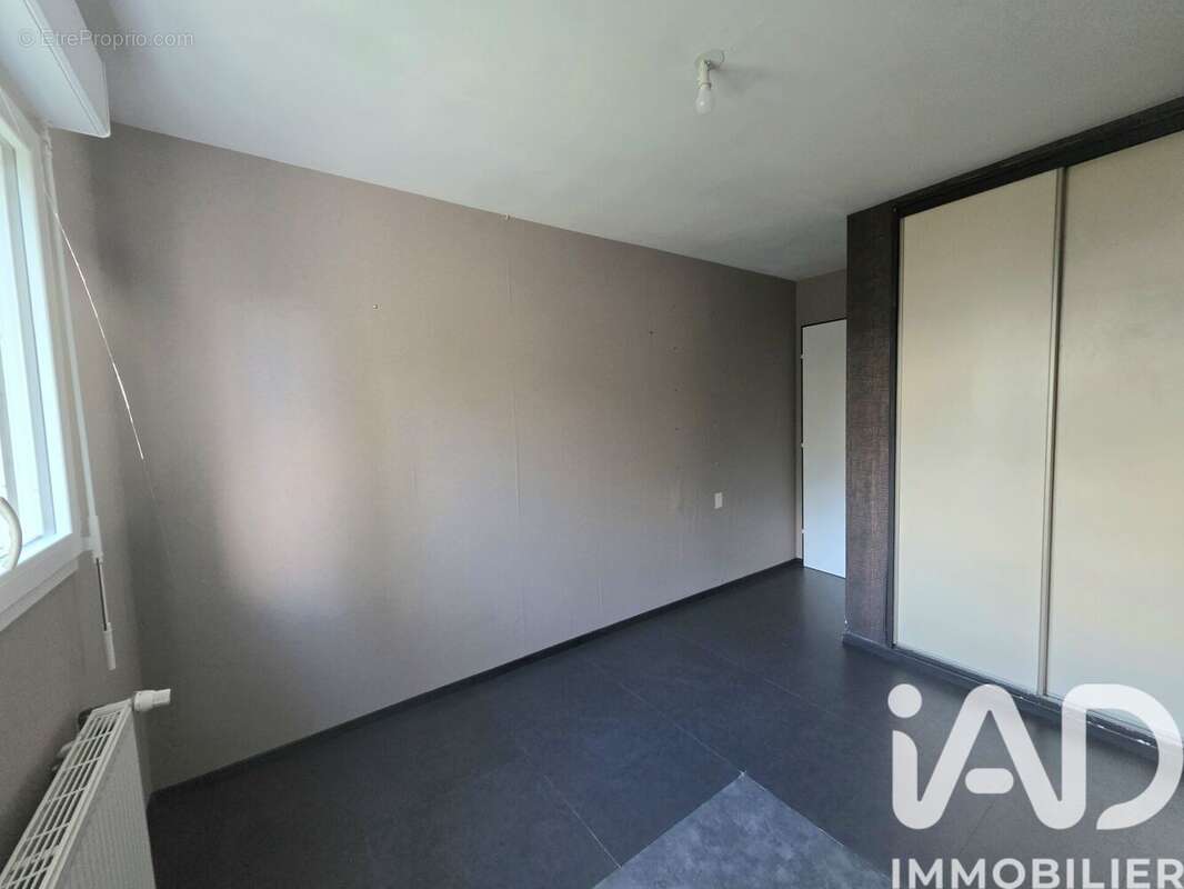 Photo 9 - Maison à BUCHERES