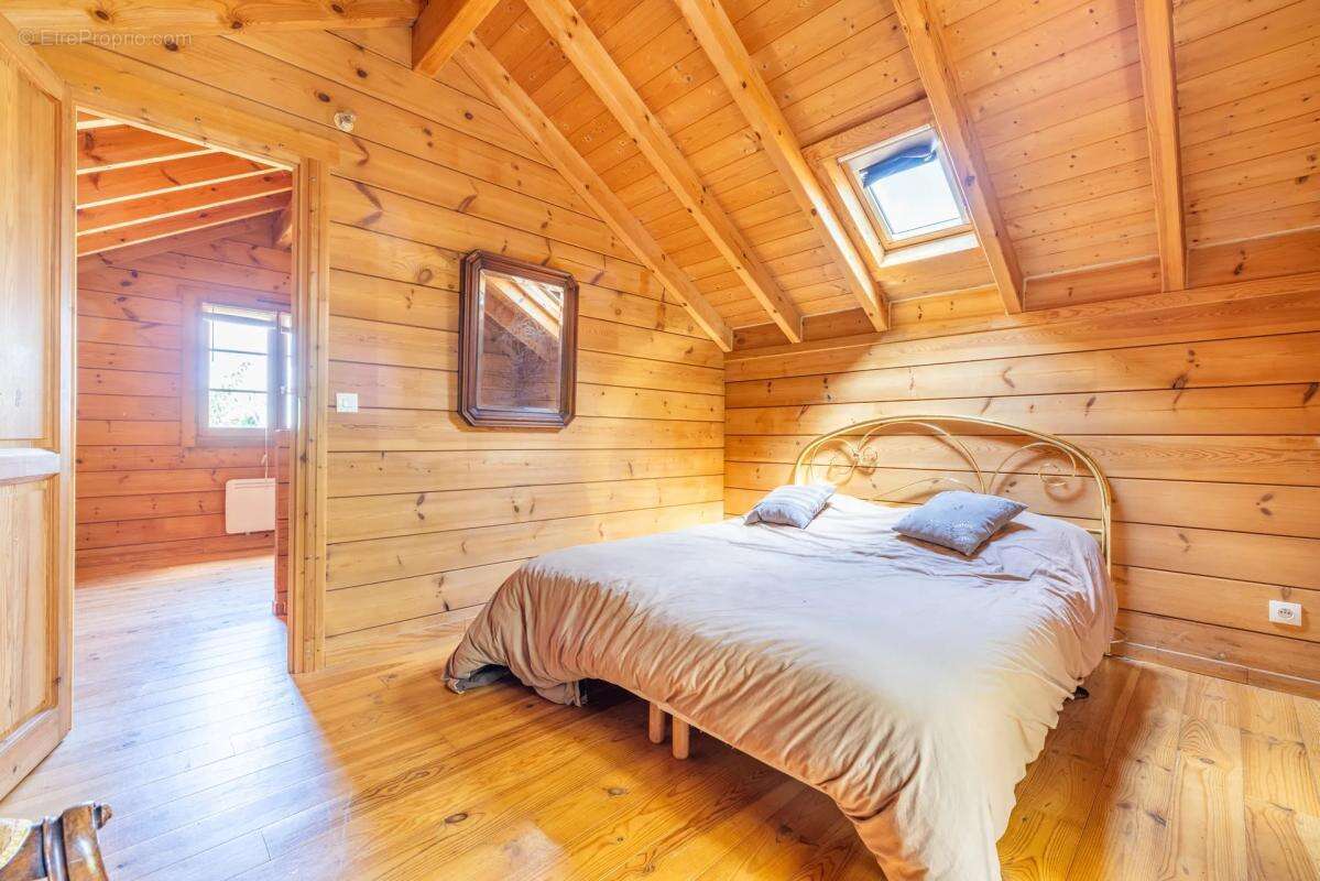 Charmant Chalet de 2 pièces 50 m² à Réau dans un environnement exceptionnel ! - photo 13