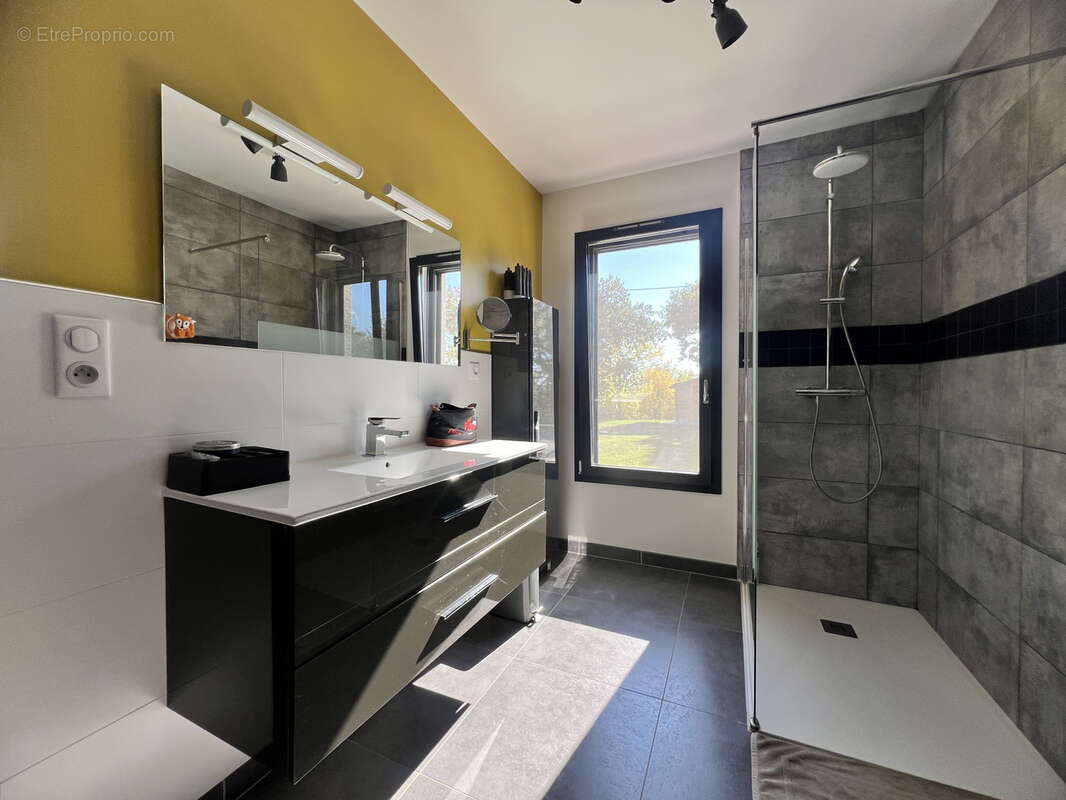 Maison à L&#039;ISLE-JOURDAIN