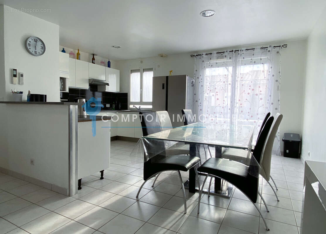 DEPT-30-A VENDRE-BEAUCAIRE Villa de type 4 de 75m2 quartier Garrigues Planes - photo 3