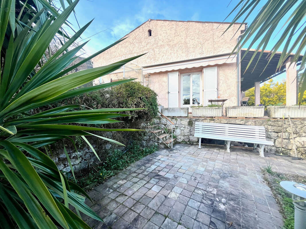 Maison à BENDEJUN
