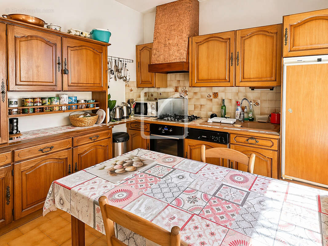 Maison à GOURDON