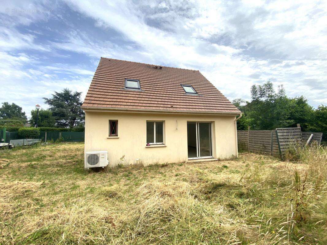 Maison à SAINT-ILLIERS-LA-VILLE