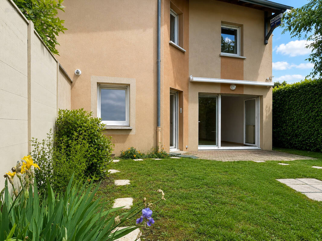 Maison à BOURG-EN-BRESSE