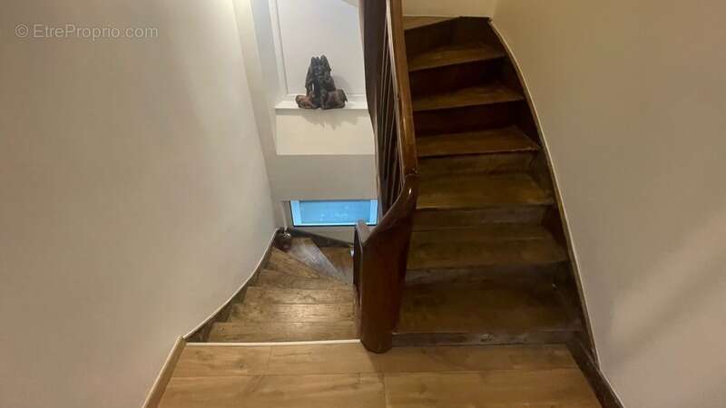 Maison à SAINT-NICOLAS-DU-PELEM