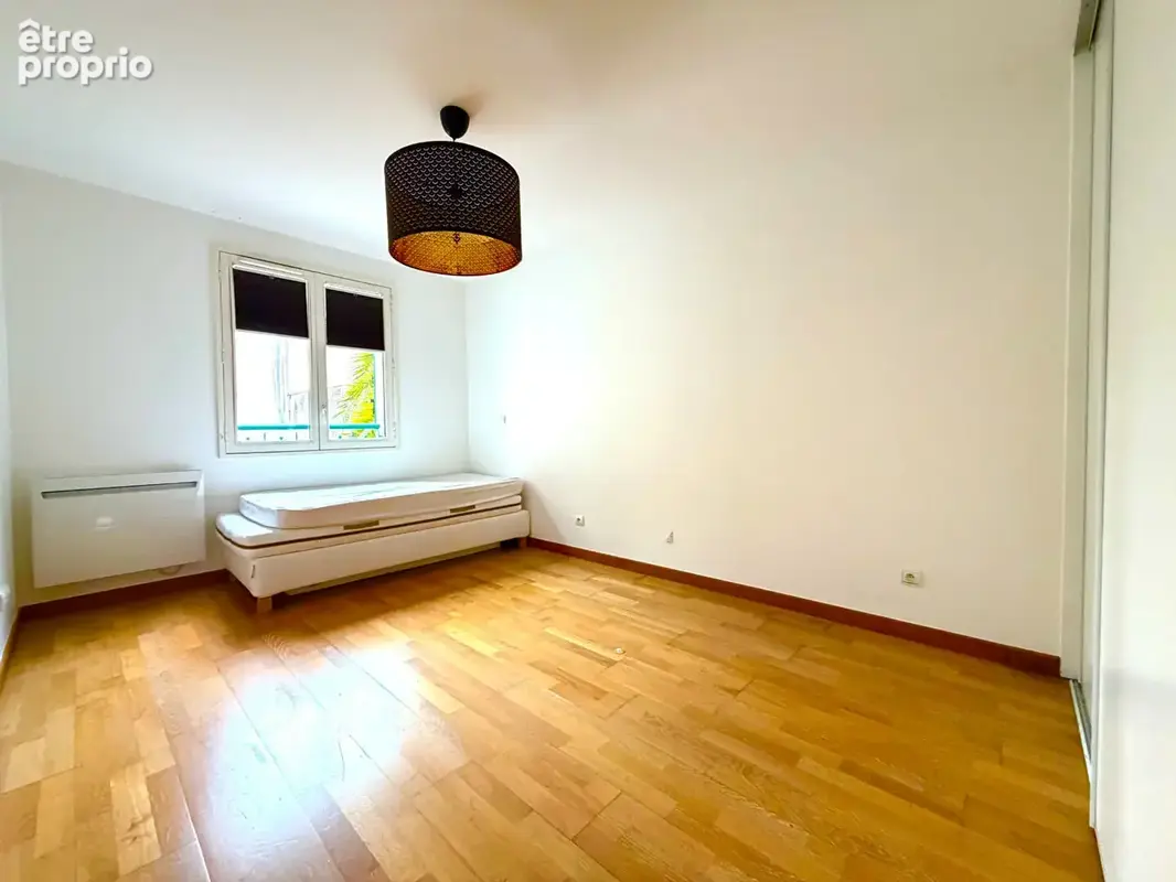 Arcachon - Hyper centre Grand T3 92.04 m² - photo 4