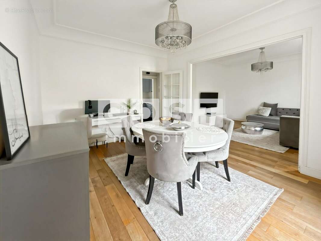 Appartement à COLOMBES