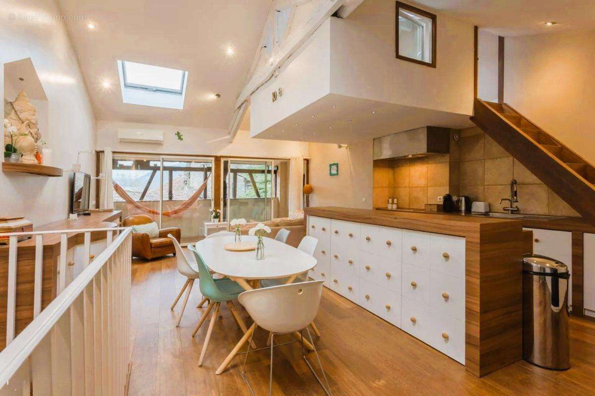 Appartement à SAINT-ANTONIN-NOBLE-VAL