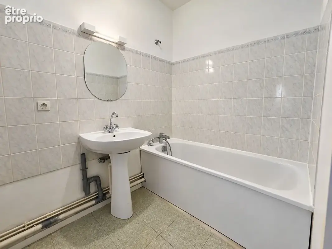 Appartement St Sébastien Sur Loire 2 pièce(s) 52 m2 - photo 5