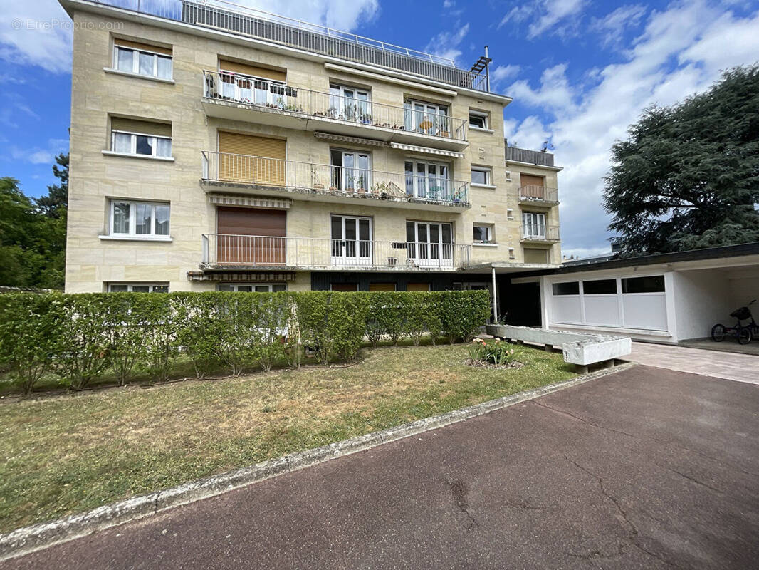 Appartement à FONTAINEBLEAU