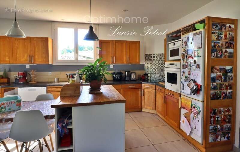 Maison à SAINT-THOMAS-DE-CONAC