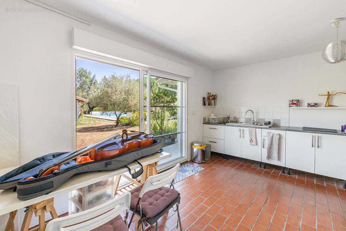 Maison 207m² à saint-selve - photo 7