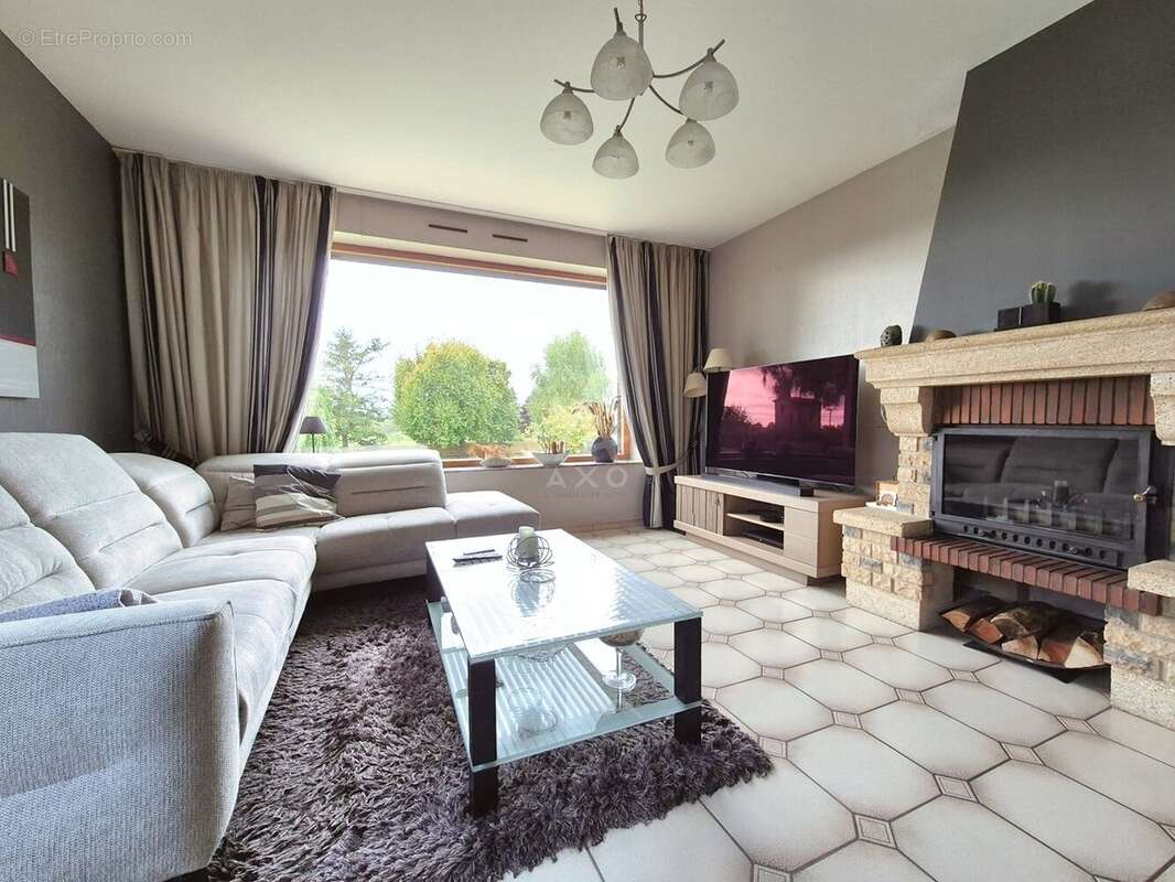 Maison à CHAILLY-LES-ENNERY