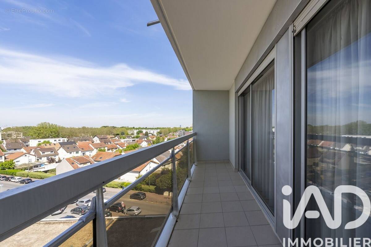 Photo 1 - Appartement à CHEVILLY-LARUE