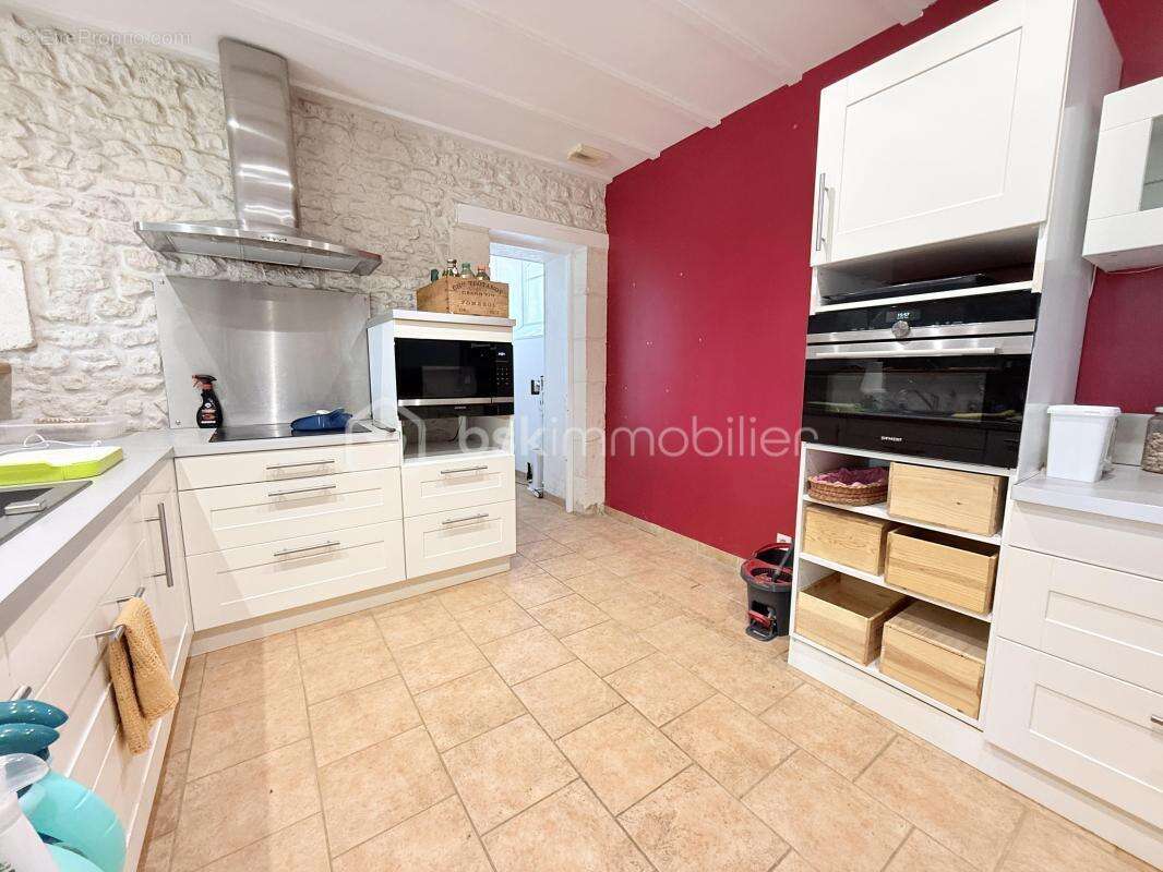 maison en pierre 4 chambres et garage - photo 11