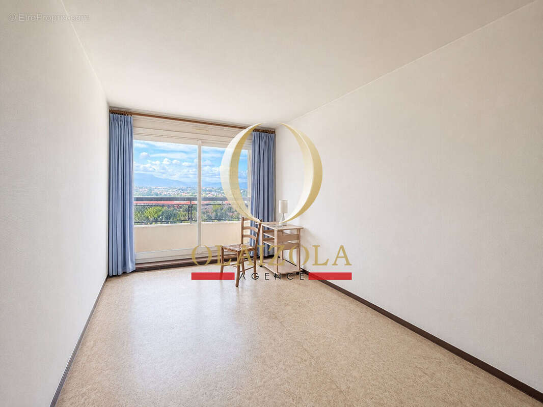 BIARRITZ - Appartement avec vue océan et loggia - photo 6