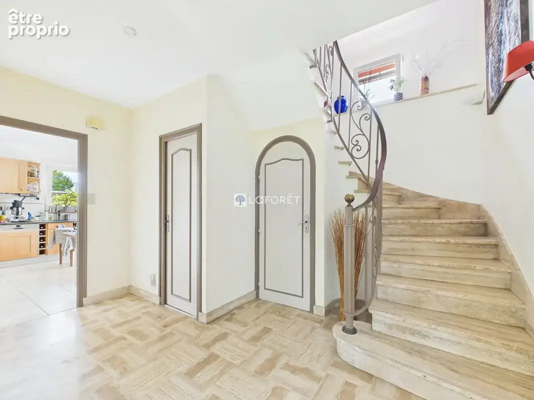 Maison Pleyben 8 pièce(s) 175 m2 - photo 12