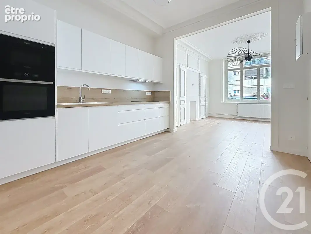 Appartement 2 pièces 50 m² à vendre à Lille (59000) - photo 2