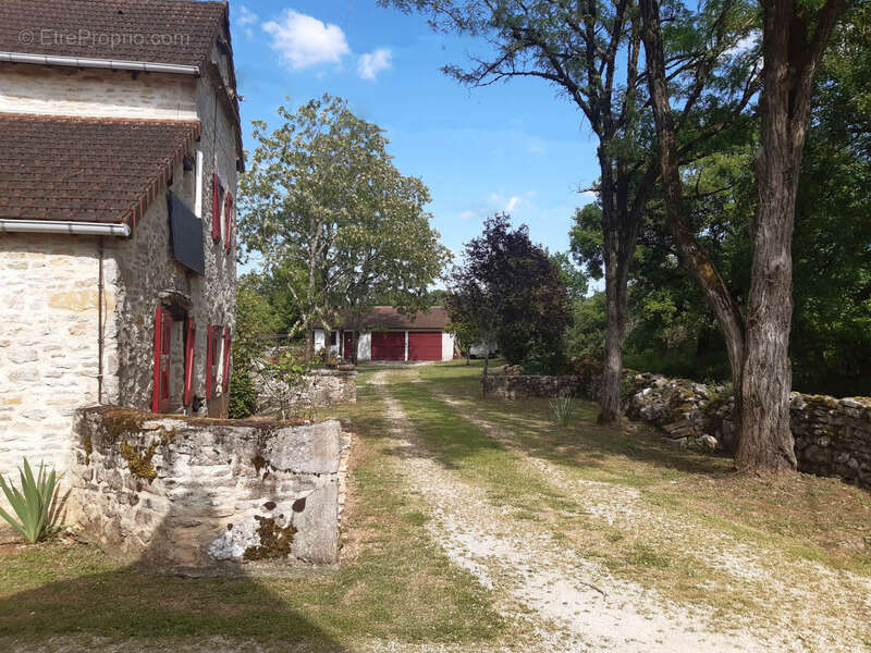 Maison à SALVAGNAC-CAJARC