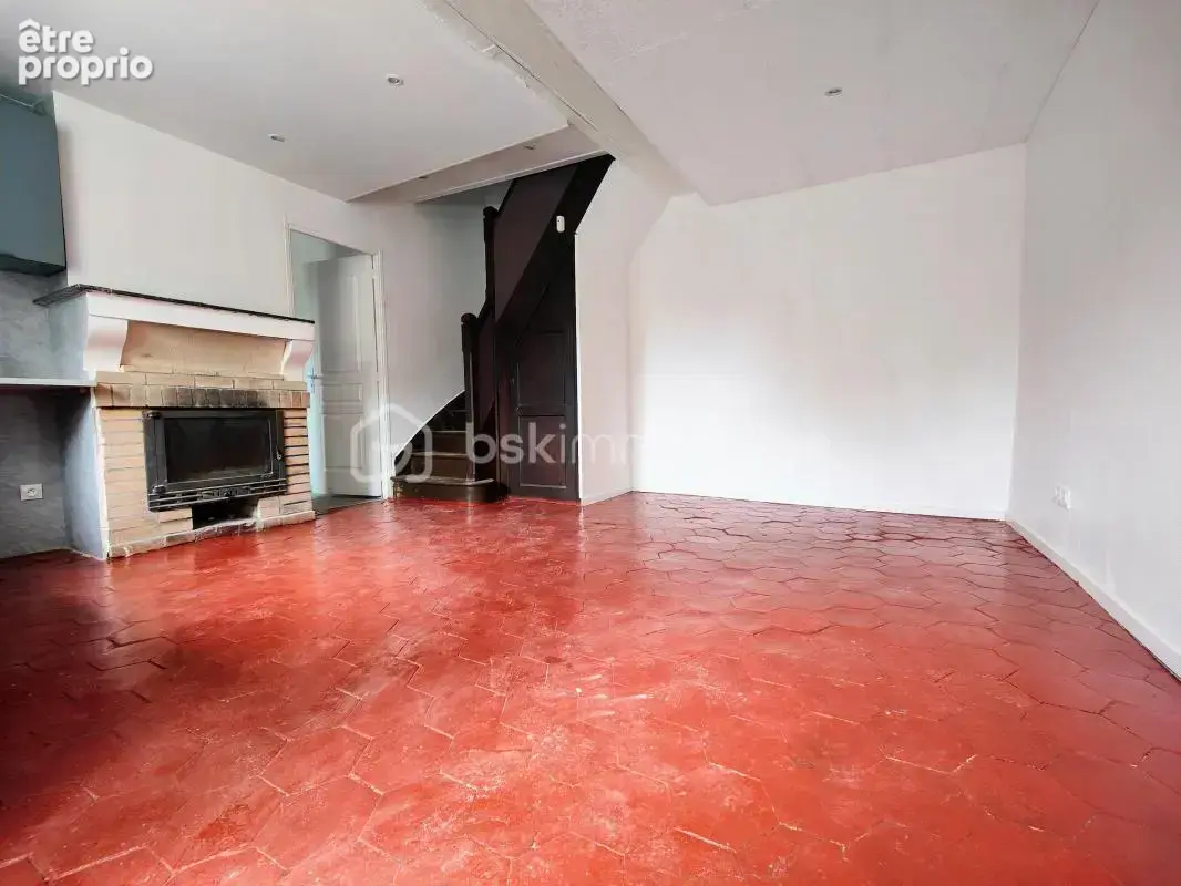 A l'abris des regards, maison rénovée dans un écrin boisé au calme - photo 4