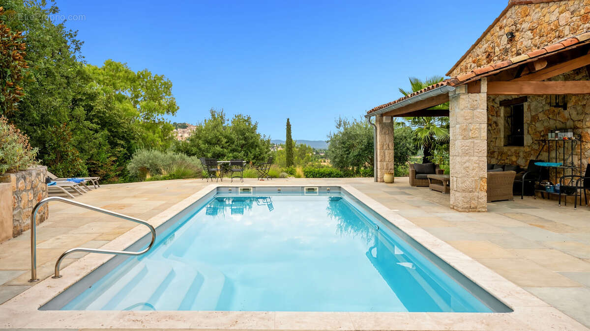 Maison à FAYENCE