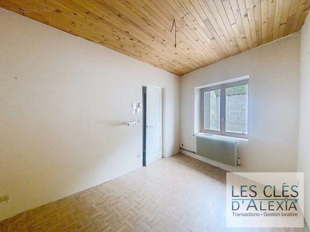 Maison à CHASSE-SUR-RHONE