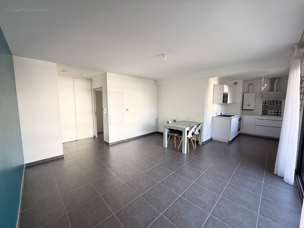Appartement à MARSEILLE-10E