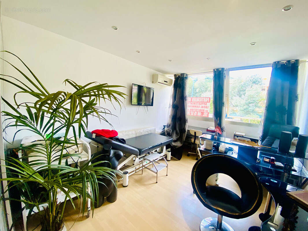 Appartement à MANDELIEU-LA-NAPOULE